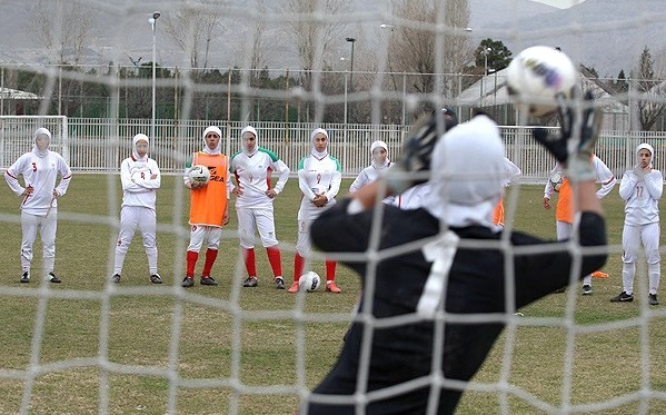 رفع مشکل میزبانی مرحله دوم انتخابی المپیک ۲۰۲۰/ بانوان فوتبالیست به قطر می&zwnj;روند