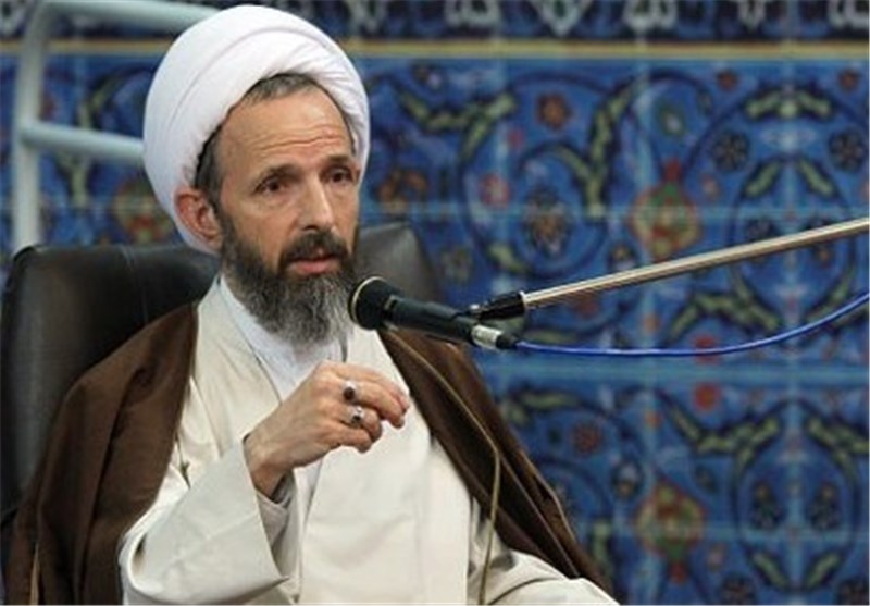 کسی که غیرت ملی دارد، سراغ تلگرام نمیرود/ روحانی حق مخالفت با فیلترینگ را ندارد کسی که غیرت ملی دارد، سراغ تلگرام نمیرود/ روحانی حق مخالفت با فیلترینگ را ندارد