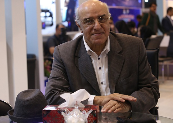 نباید سوء تفاهم جدیدی در برجام ایجاد کنیم/ دنیا را گیج کرده‌ایم، هرروز یک موضع جدید اتخاذ می‌کنیم/ چوب بی‌اعتمادی به آمریکا را برسر اروپا نزنیم