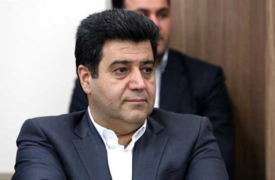 عدم رقابت‌پذیرى مانع پیشرفت صنایع شده است/ کمبود بهره‌ورى عامل بروز بحران‌هاى کشور است