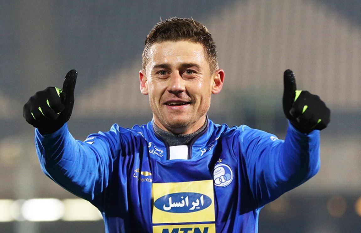 سرور جپاروف در استقلال ماندنی شد