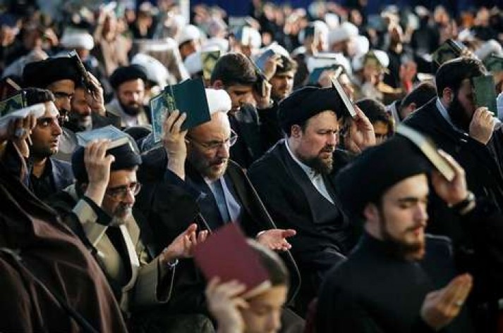 مراسم احیای شب بیست و یکم در حرم امام (ره)