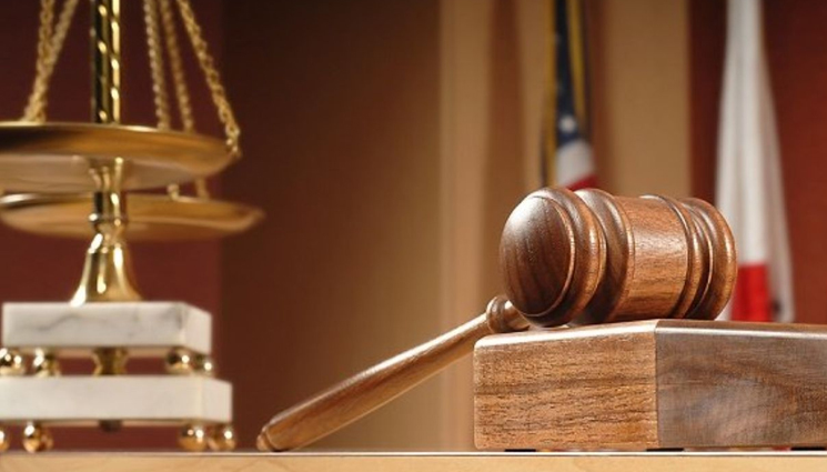 اصلاح‌طلبان و اصولگرایان در لیست وکلای قوه قضاییه هستند/ وابسته نیستم!