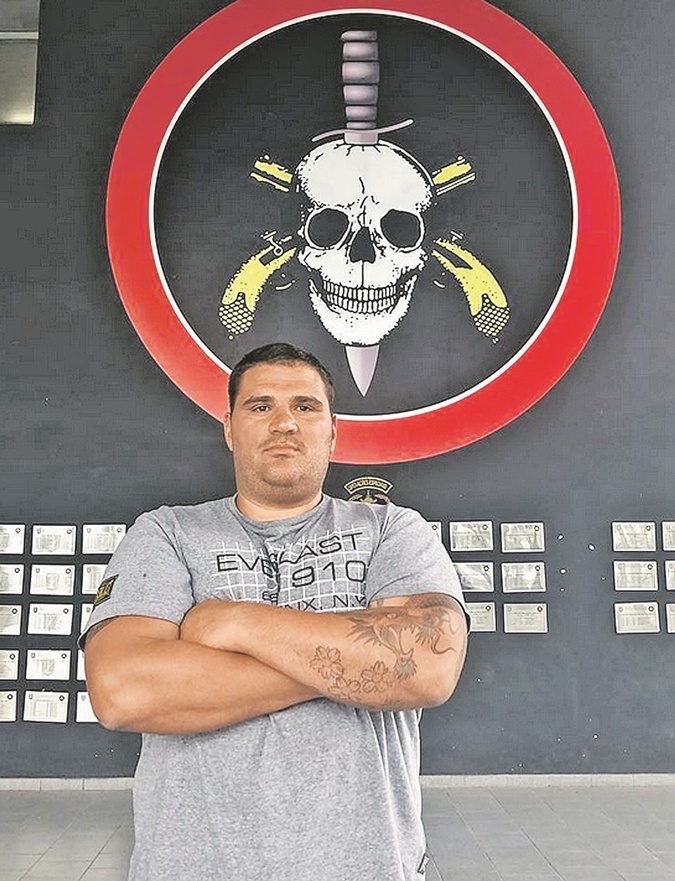 استخدام دو بادیگارد غول پیکر برای رونالدو در جام جهانی+ عکس