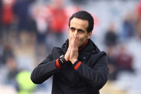 احضار علی کریمی به دادسرا به خاطر پست‌های اینستاگرامی