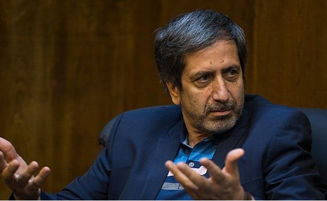 ساختارهای اجتماعی را تقویت کنیم/ از تصمیم علی کریمی حمایت میکنم/ این فعالیت ها در قالب سندیکا و سمن ها ادامه یابد