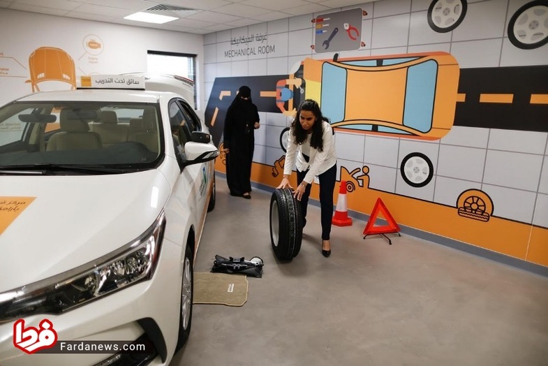 تصاویر دیده نشده از آموزش رانندگی به زنان عربستان تصاویر دیده نشده از آموزش رانندگی به زنان عربستان