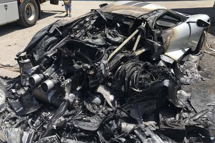 سوپراسپرت فورد GT مدل ۲۰۱۷ در آلمان آتش گرفت