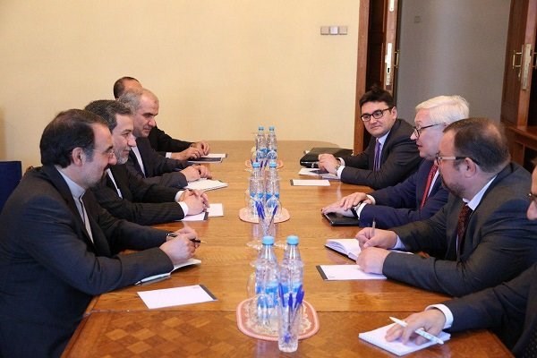 ضرورت مقابله با تبعات خروج آمریکا از برجام/ تاکید بر ارائه راهکارهای لازم از سوی اعضای باقیمانده در برجام برای تامین منافع ایران ضرورت مقابله با تبعات خروج آمریکا از برجام/ تاکید بر ارائه راهکارهای لازم از سوی اعضای باقیمانده در برجام برای تامین منافع ایران