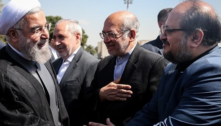 مطالبه مردم از شریعتمداری؛ پشت پرده مافیای واردات غیر قانونی خودرو را معرفی کنید