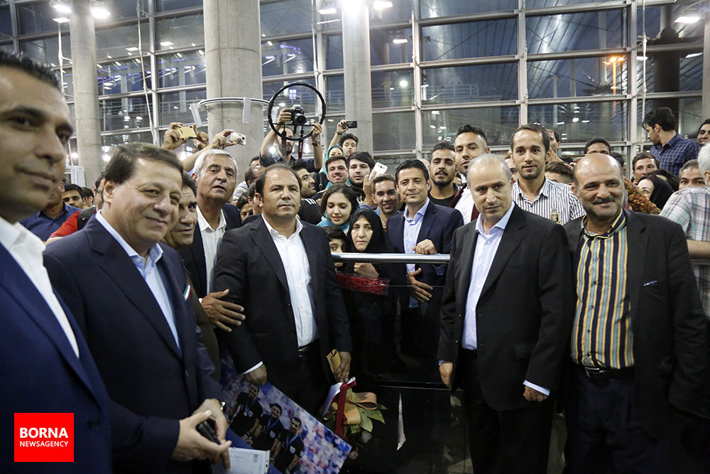 بازگشت فغانی و رفقا+ عکس بازگشت فغانی و رفقا+ عکس