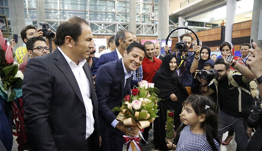 بازگشت فغانی و رفقا+ عکس بازگشت فغانی و رفقا+ عکس