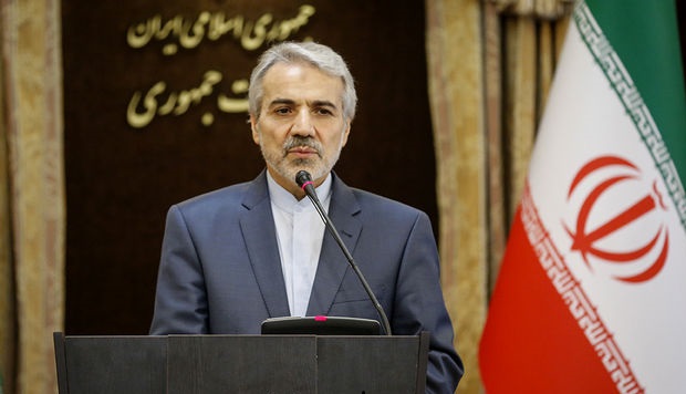 بدهی دولت به بانک مرکزی مربوط به سال‌های ۸۹ و ۹۰ است/ ایجاد اشتغال ربطی به ارز، ترامپ و تحریم‌‌‌ها ندارد