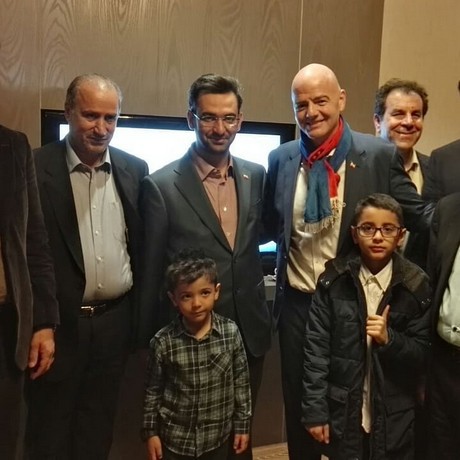 آذری جهرمی درکنار اینفانتینو