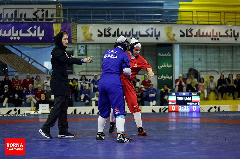 مسابقات لیگ کشتی بانوان