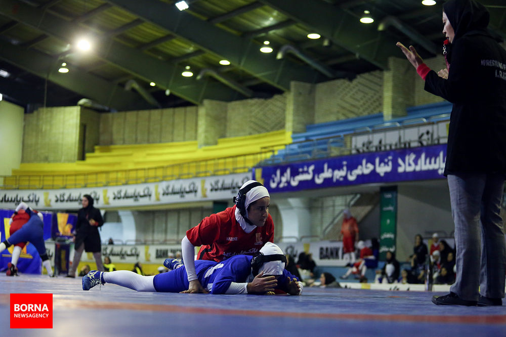 مسابقات لیگ کشتی بانوان