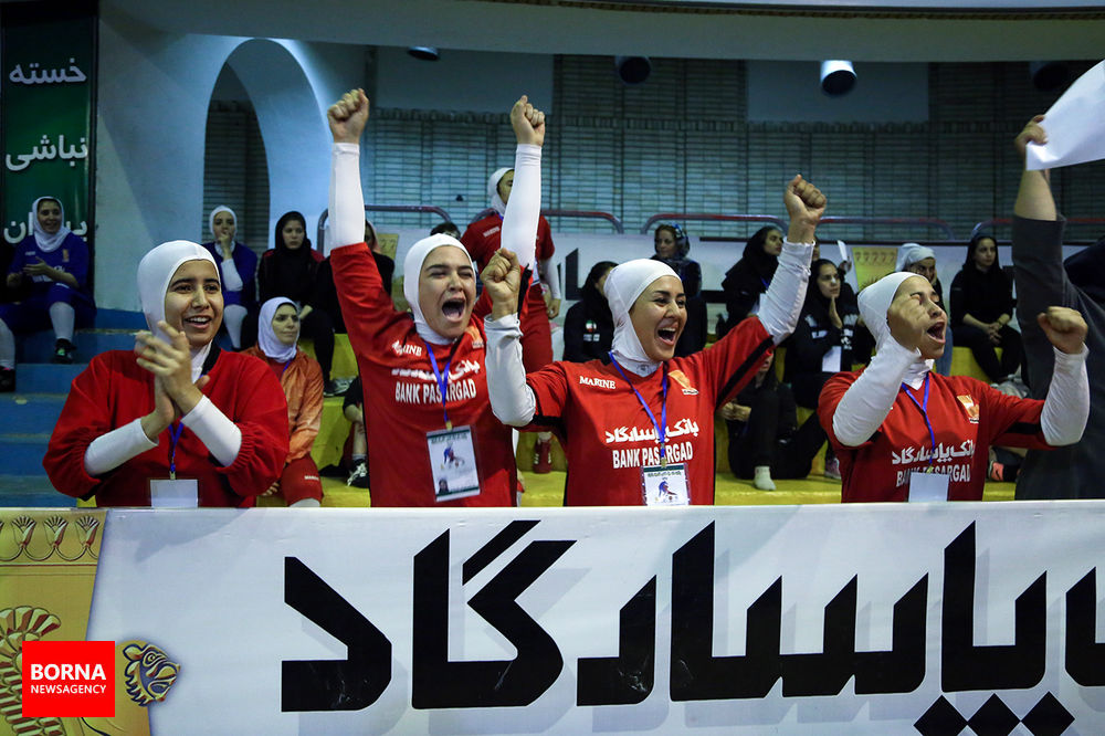 مسابقات لیگ کشتی بانوان