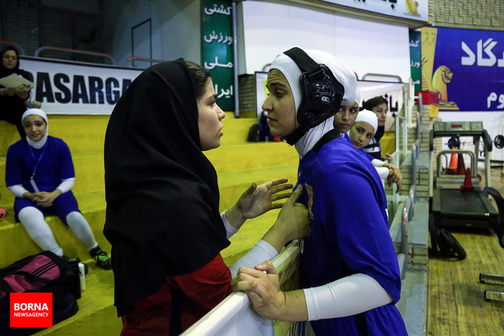 مسابقات لیگ کشتی بانوان