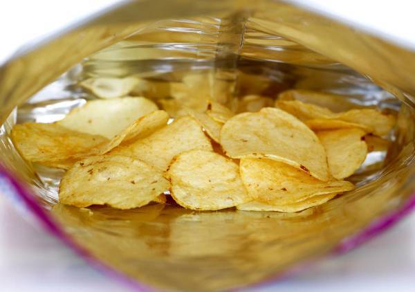 چرا بسته چیپس سرخالی و پر از هواست؟ چرا بسته چیپس سرخالی و پر از هواست؟