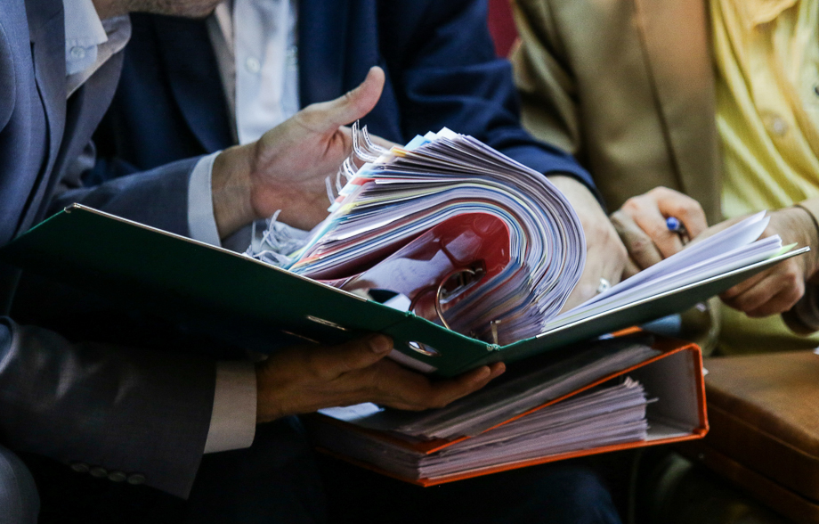 حضور متهم بازداشتی پرونده «ثامن الحجج» در دادگاه