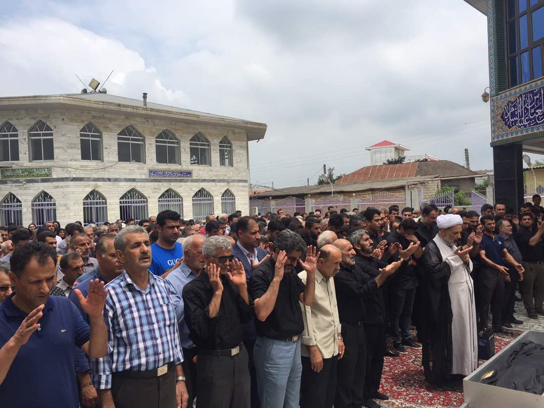 مراسم تشییع پدر برادران مجیدی برگزار شد+ عکس مراسم تشییع پدر برادران مجیدی برگزار شد+ عکس