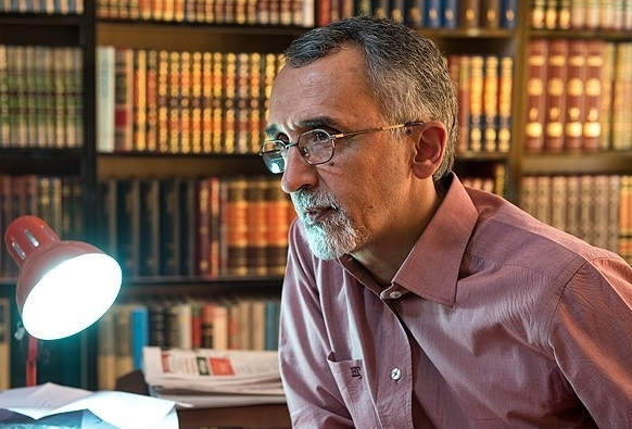 سازمان برنامه و بودجه در صدر آشفتگی تیم اقتصادی دولت است/ روحانی نباید تحت هر شرایطی برخی عناصر کابینه را نگه دارد