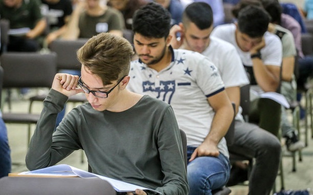 فردا آخرین مهلت دریافت کارت کنکور سراسری