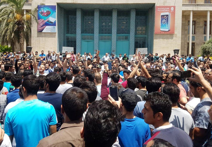 محل بازداشت معترضان بازار تهران به خانواده‌ها اعلام نمی‌شود