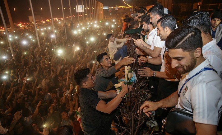 استقبال از تیم‌ملی فوتبال ایران در فرودگاه‌امام (ره)