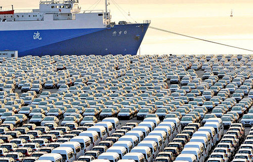 عوارض ویسکی آمریکایی 70 درصد؛ عوارض خودرو 60 درصد عوارض ویسکی آمریکایی 70 درصد؛ عوارض خودرو 60 درصد