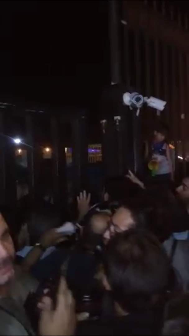 بی نظمی عجیب در ورود خبرنگاران (عکس)