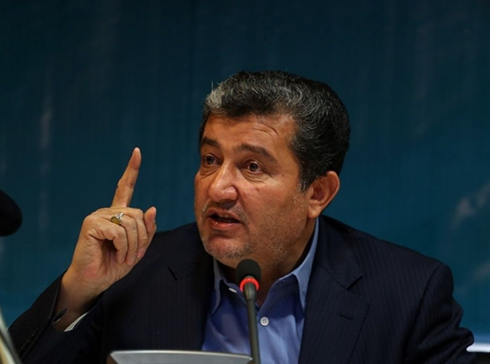 روحانی اعلام کند اقتصاد در اختیار کدام نهادهای غیر دولتی است/ سوءمدیریت دولت، اقتصاد را به بحران رساند