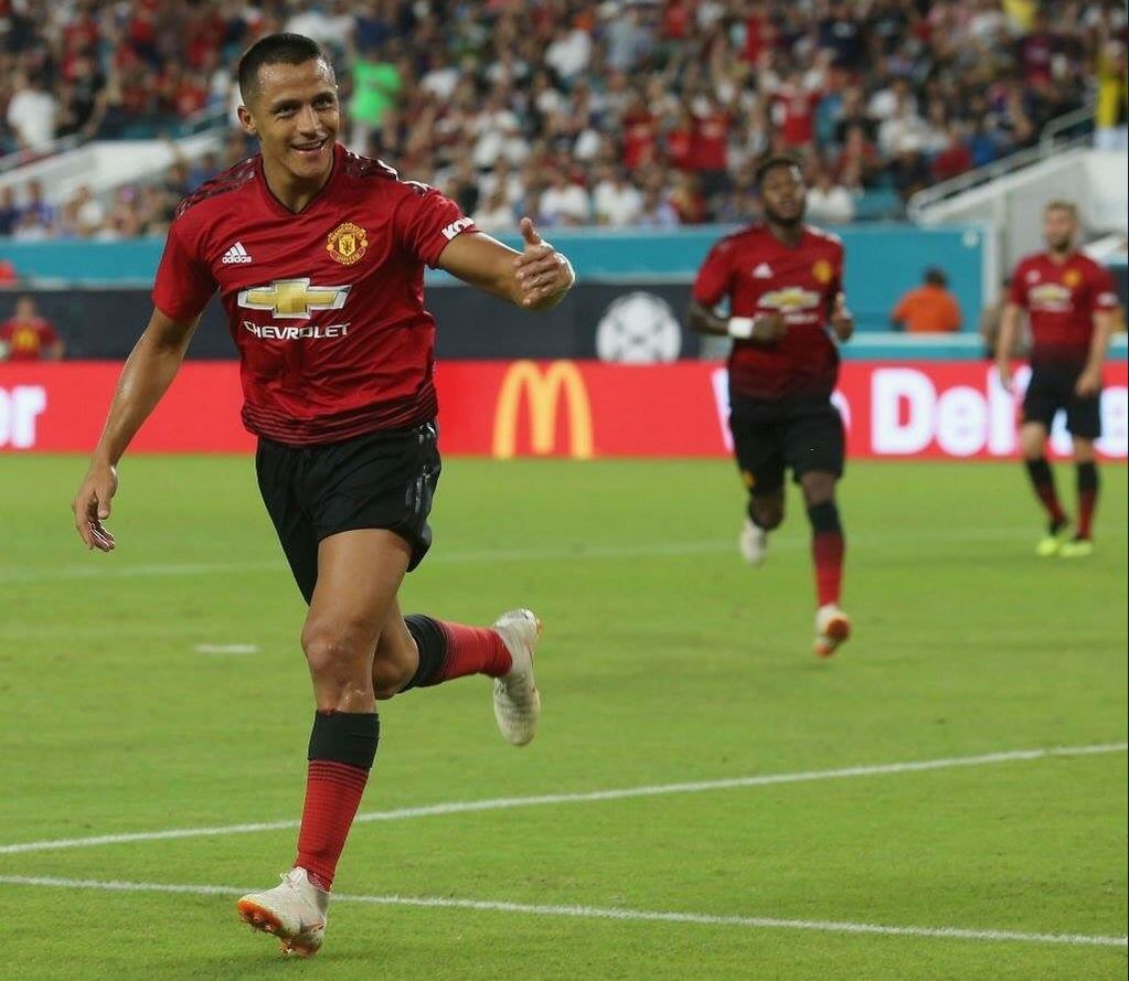 سانچس پاسخ مورینیو را در زمین داد+ عکس