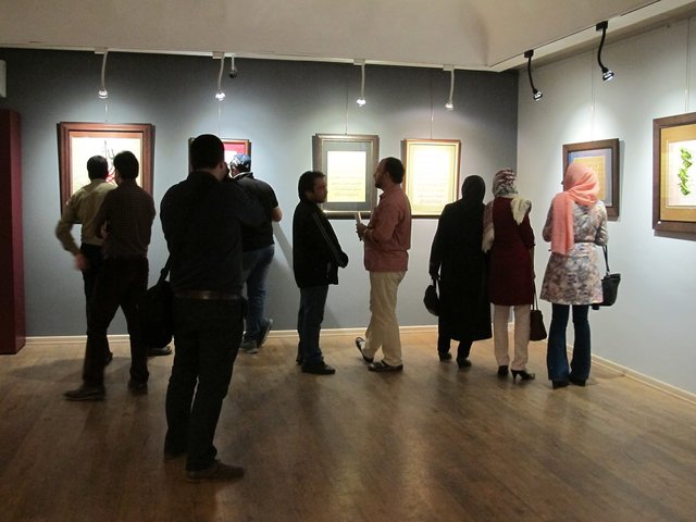 حراج ۳۰۰ اثر هنری