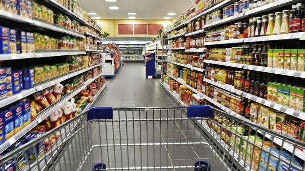 خرده برنج  و اسکلت مرغ خوراک این روزهای مردم در گرانی/ برنج ،حبوبات و رب گوجه‌فرنگی تولید داخل چه ربطی به دلار دارد؟