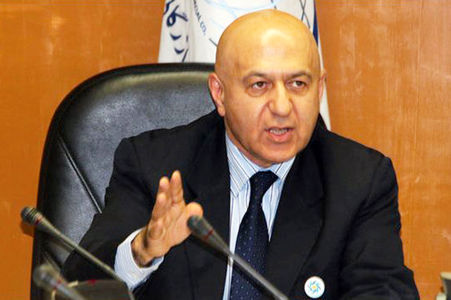 گام رو به جلو با بسته جدید ارزی/ نرخ ارز واقعی می‌شود