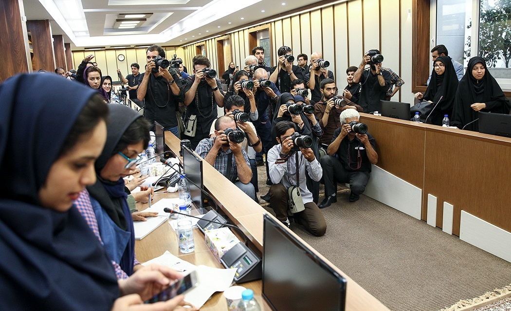 به مناسبت روز خبرنگار