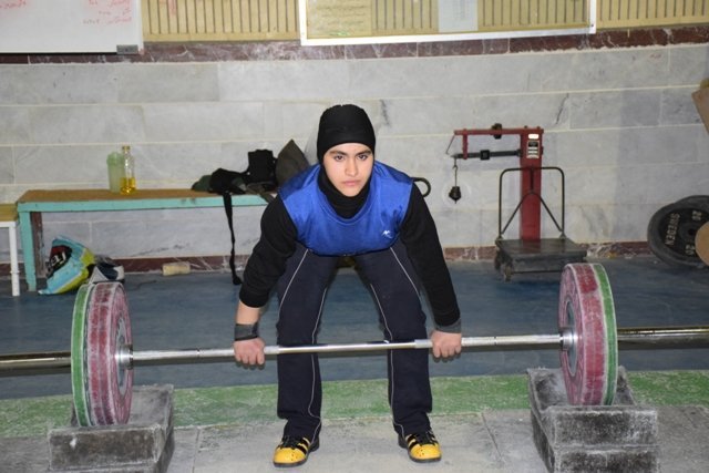 برترین بانوی وزنه‌بردار ایران: مربی ندارم/ فقط با ۶ ماه تمرین قهرمان شدم