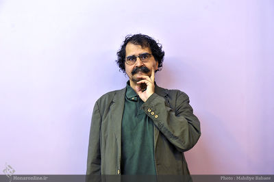 سس توت فرنگی (با سالاد فصل) / نگاهی به نمایش سس توت فرنگی (با سالاد فصل) / نگاهی به نمایش