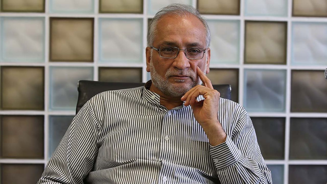 پشت‌پرده مسائل مملکت را هم نمایندگان می‌دانند هم رییس‌جمهور/ سوال از روحانی حاصل هماهنگ نبودن دولت و مجلس است