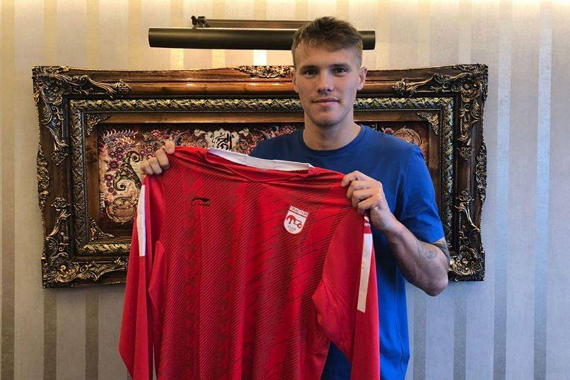 فوتبالیست اسکاتلندی به تراکتورسازی پیوست