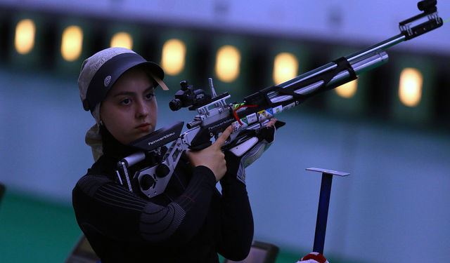 چهارمی بانوی شانزده ساله کشورمان در قاره کهن