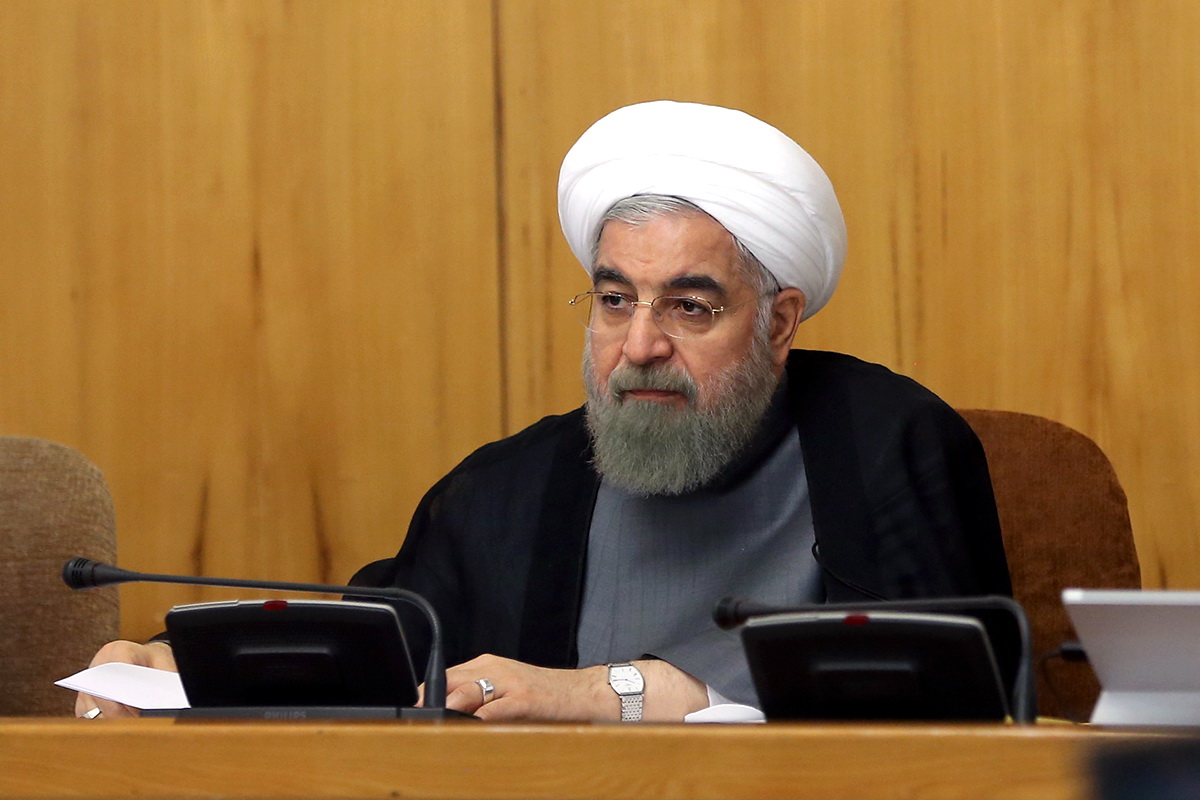 نیروهای تازه نفس به دولت اضافه می‌شوند/در هر صحنه‌ای روبروی آمریکا ایستادگی می‌کنیم