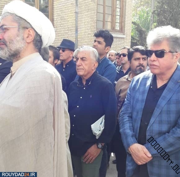 از انتقادات تند کیانیان تا نغمه‌های دختر ضیاالدین دری/ پیکر خالق «کیف انگلیسی» تشییع شد