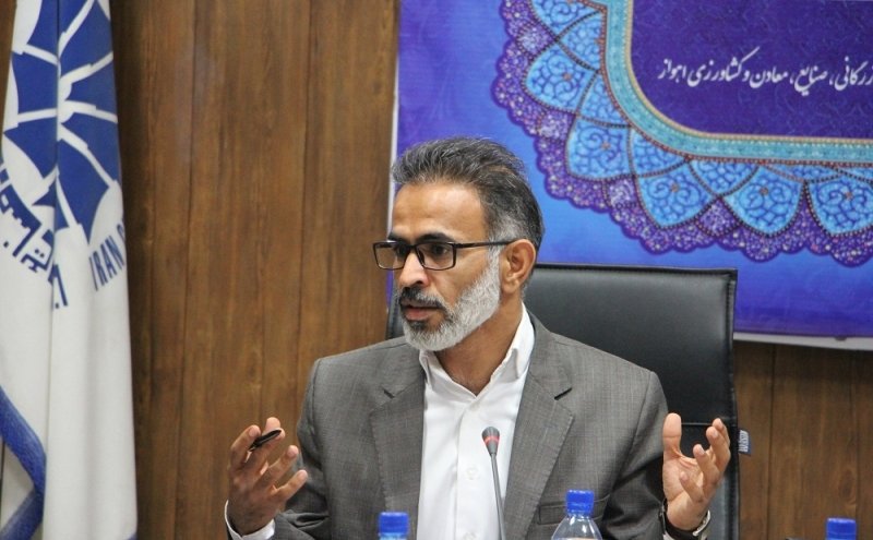 هوشمندسازی مدارس در اولویت نیاز کشور قرار ندارد/ کتاب الکترونیکی جایگزین کتاب کاغذی نخواهد شد