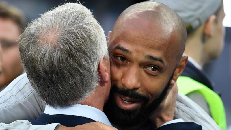 اسطوره آرسنال پیشنهاد هدایت بوردو فرانسه را پذیرفت