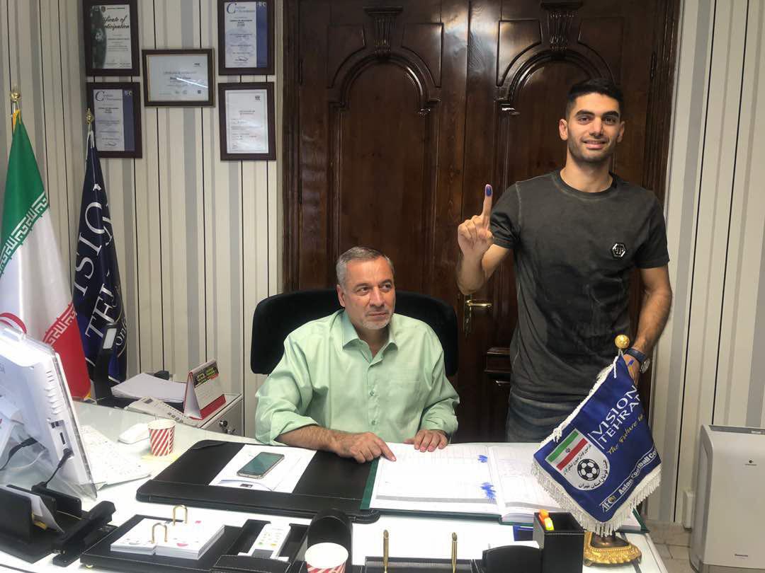 مشکل کریمی و وریا برای حضور در استقلال حل شد