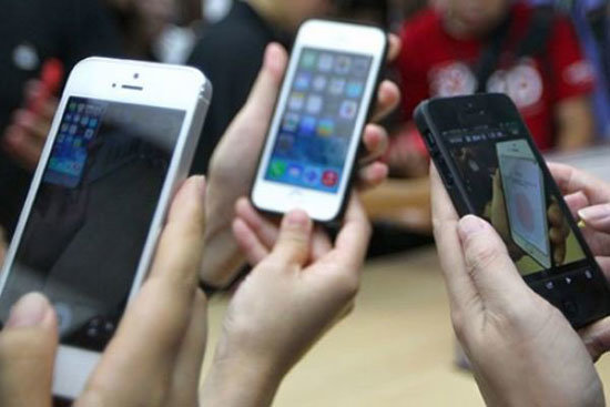 بازار موبایل با کمبود مواجه است