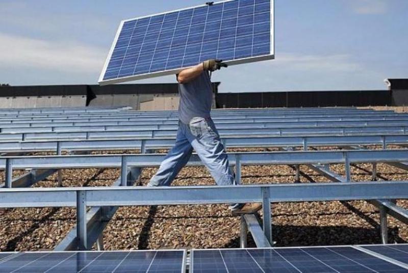 تامین برق تابستان 98 راهی جز توسعه انرژی های تجدیدپذیر ندارد