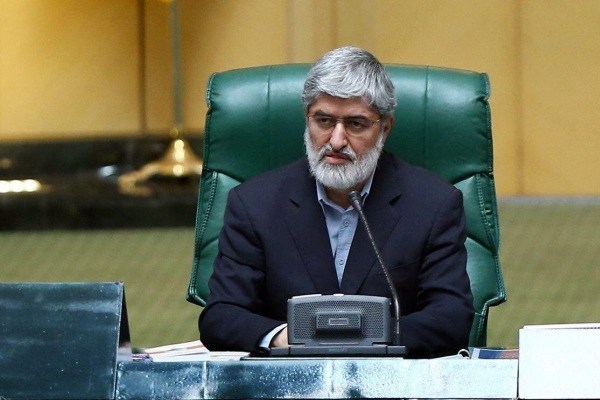 بازداشت وکلا و فعالان حوزه زنان را پیگیری می‌کنم